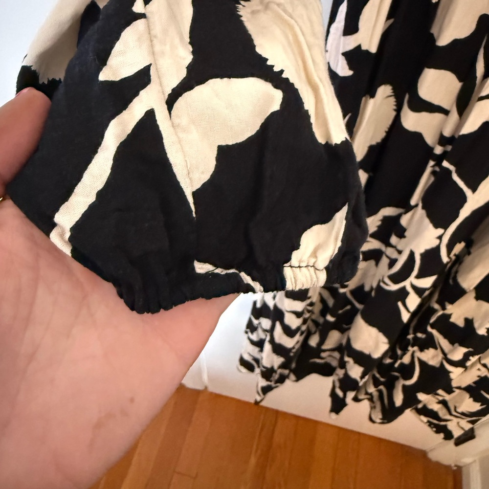 Knox Rose Black and Cream Maxi Dress - Picture 3 of 3